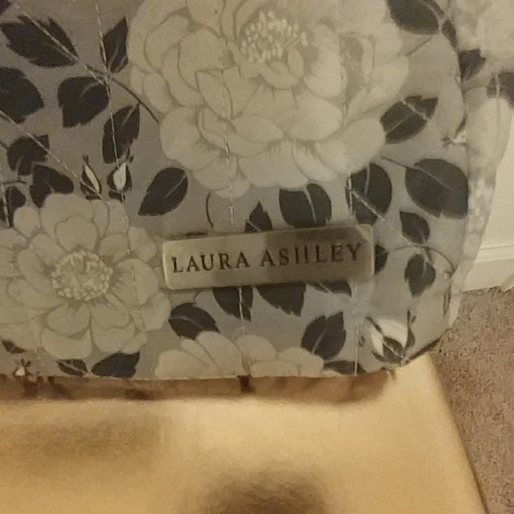 Bag - Picture 2 of 4